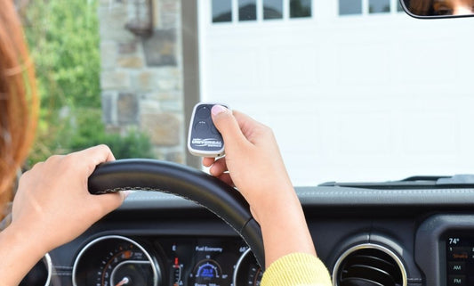 Universal Garage Door Opener and Gate Remote by Genie